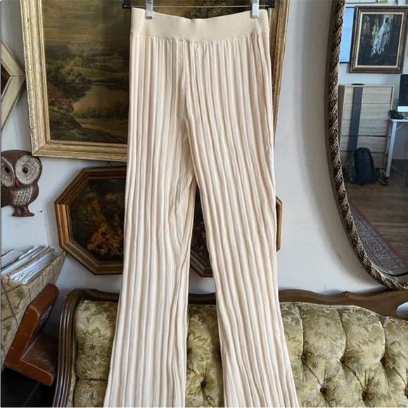 Lioness | Donna High Rise Rib Knit Flares for Urban Outfitters, Sz M ♥ NWOT - Picture 1 of 9